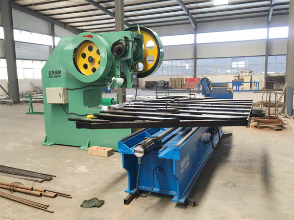punching  machine